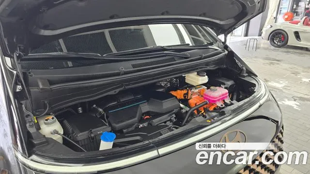 Hyundai Staria Staria — Фото автомобиля 4