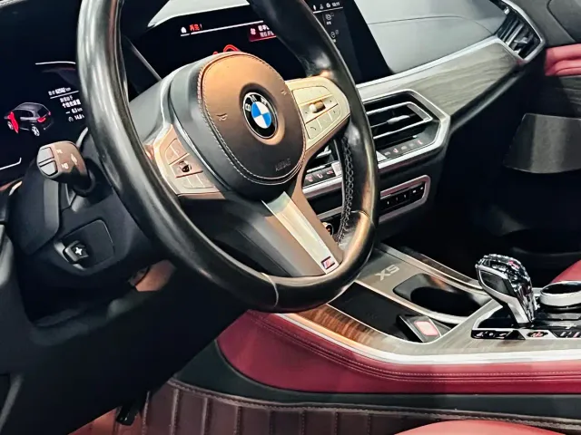 BMW X5 — Фото автомобиля 10