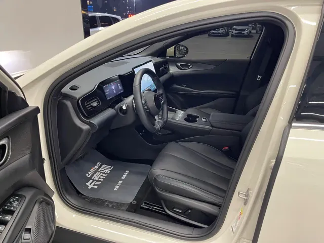BYD Seal 06 — Фото автомобиля 10
