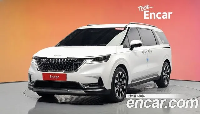 Фотография автомобиля — Kia Carnival 4th Gen