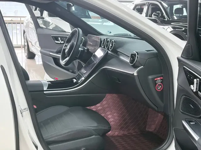 Mercedes-Benz C-Class — Фото автомобиля 12