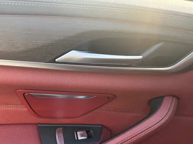BMW 5 Series — Фото автомобиля 9