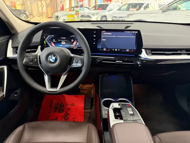 BMW X1 — Фото автомобиля 6