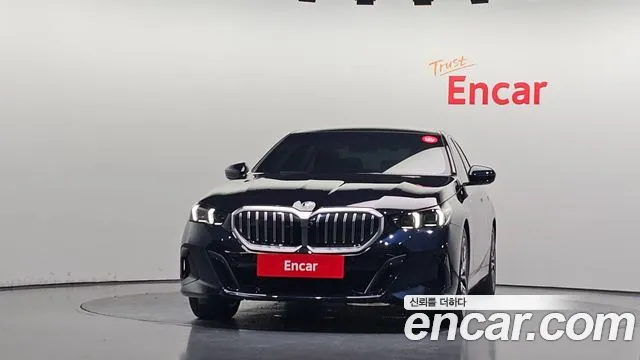 BMW 5-Series — Фото автомобиля 2
