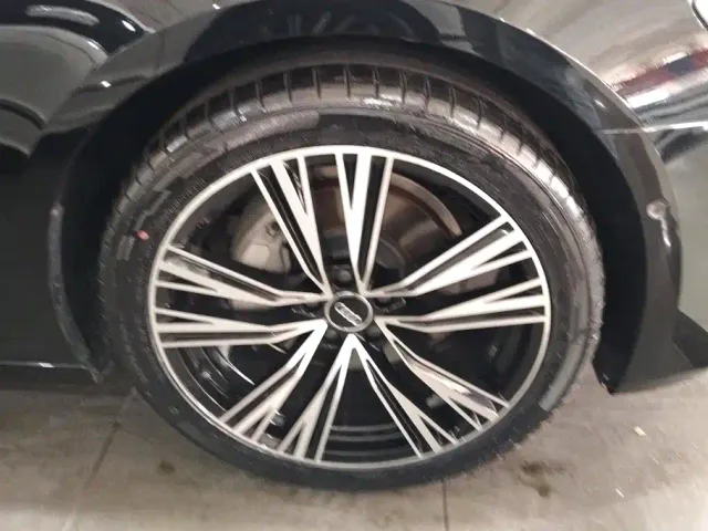 Audi A6L — Фото автомобиля 6