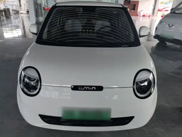 Changan Lumin — Фото автомобиля 2