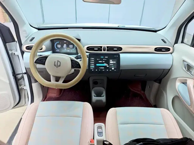 Leapmotor T03 — Фото автомобиля 9