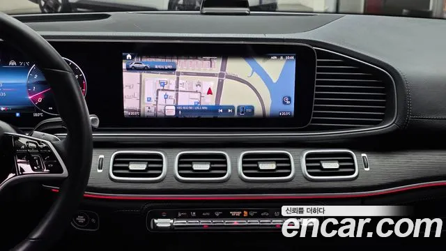Mercedes-Benz GLE-Class — Фото автомобиля 19