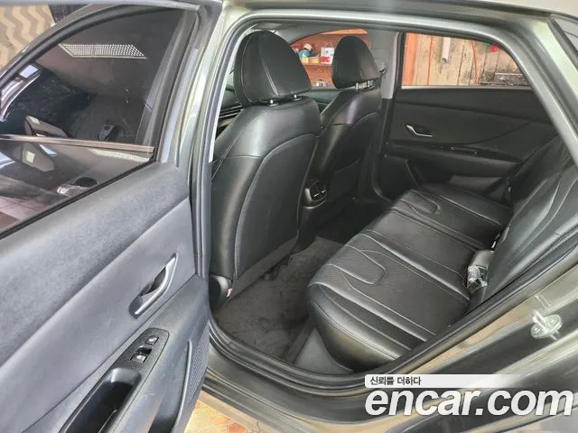 Hyundai AVANTE Avante (CN7) — Фото автомобиля 10