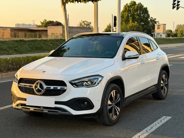 Mercedes-Benz GLA-Class — Фото автомобиля 3