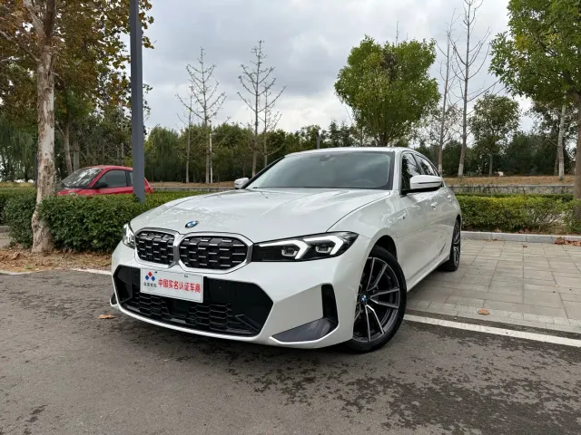 BMW 3 Series — Фото автомобиля 5