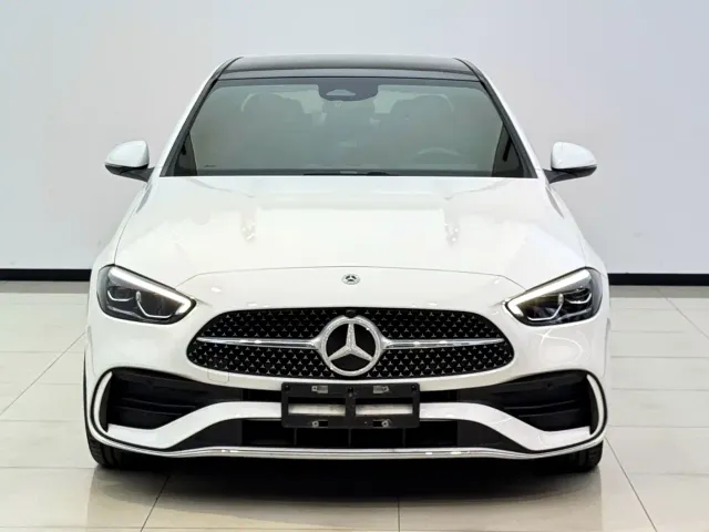 Mercedes-Benz C-Class — Фото автомобиля 2