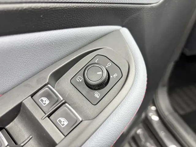 Volkswagen Lamando — Фото автомобиля 14