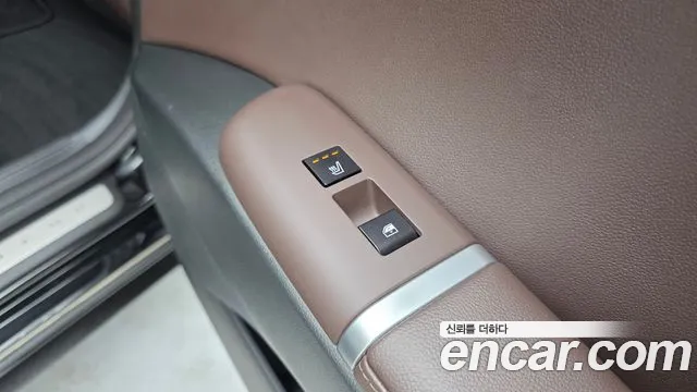 Hyundai Grandeur GN7 — Фото автомобиля 19