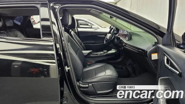Kia EV6 — Фото автомобиля 16