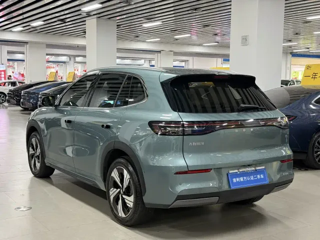 Geely Galaxy E5 — Фото автомобиля 13