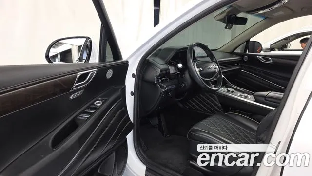 Genesis GV80 — Фото автомобиля 15