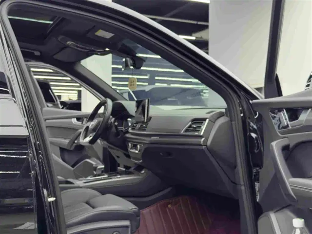 Audi Q5L — Фото автомобиля 8