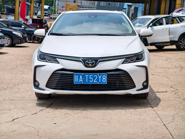 Toyota Corolla — Фото автомобиля 2