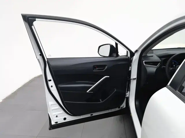 Toyota Frontlander — Фото автомобиля 8