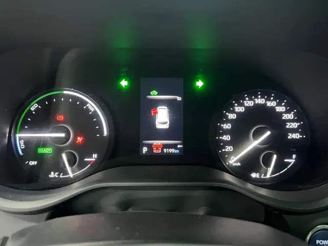 Toyota Granvia — Фото автомобиля 7