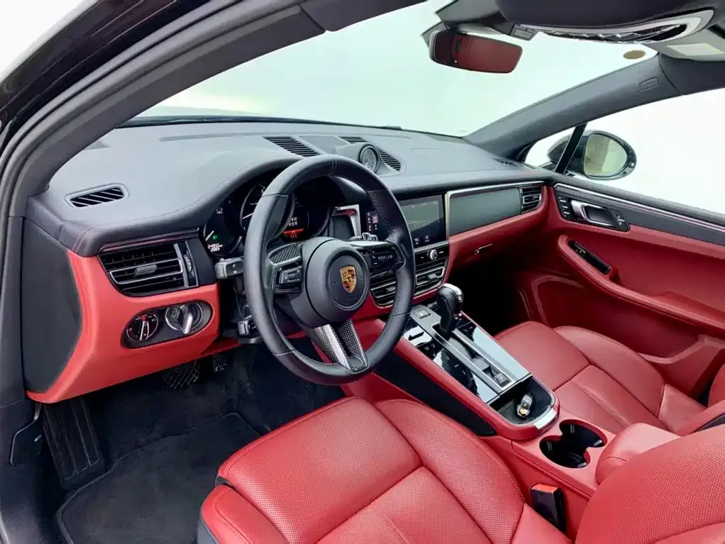 Porsche Macan 2024 Macan 2.0T — Фото автомобиля 15