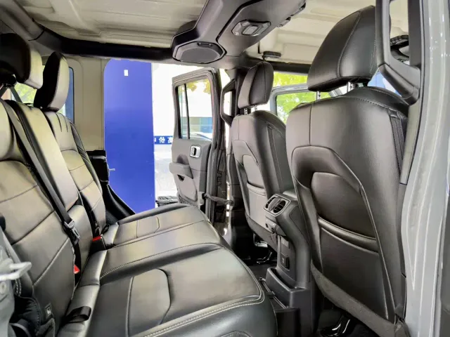 Jeep Wrangler 4xe — Фото автомобиля 14