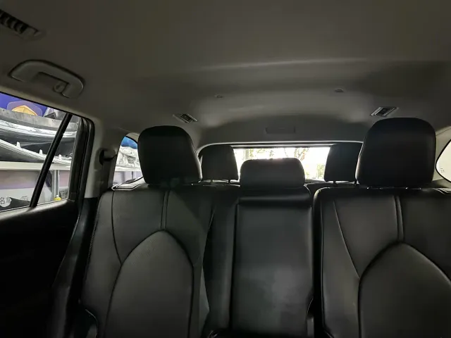 Toyota Highlander — Фото автомобиля 10