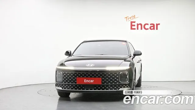 Hyundai Grandeur GN7 — Фото автомобиля 3