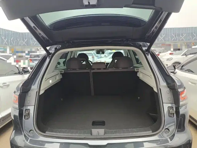 Leapmotor Leapmotor C11 2023 Range Extender 180 Comfort Edition — Фото автомобиля 18