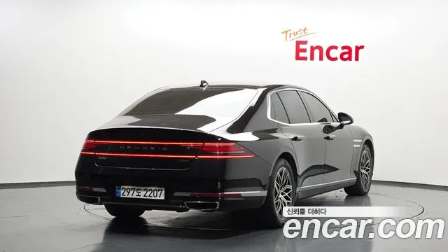 Genesis G90 Бензин 3.5 турбо AWD — Фото автомобиля 2