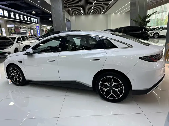 BYD Seal 06 — Фото автомобиля 21