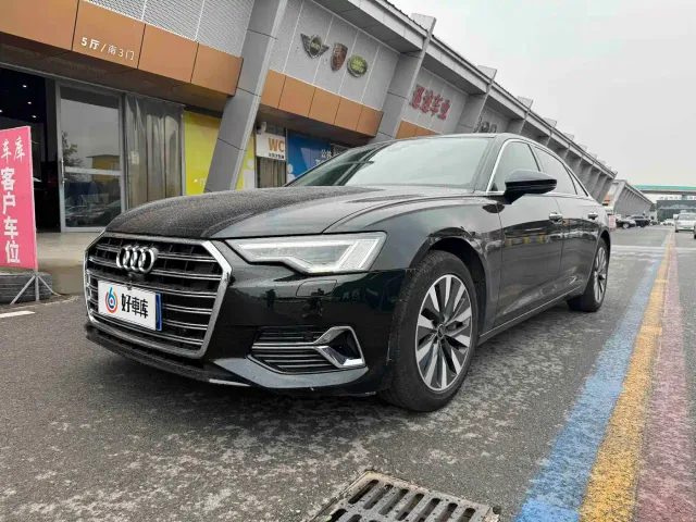 Фотография автомобиля — Audi A6L