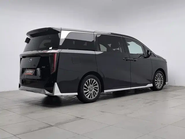 GAC Trumpchi M8 — Фото автомобиля 2