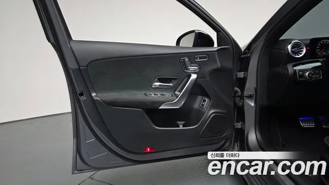 Mercedes-Benz A-Class W177 — Фото автомобиля 24