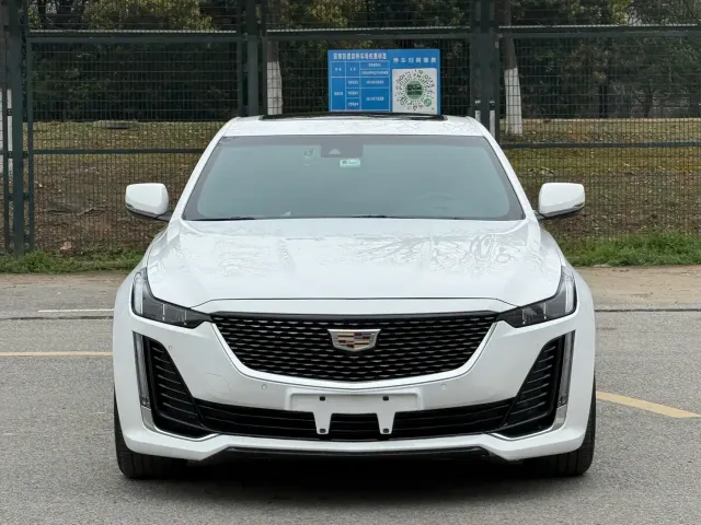 Cadillac CT5 — Фото автомобиля 2