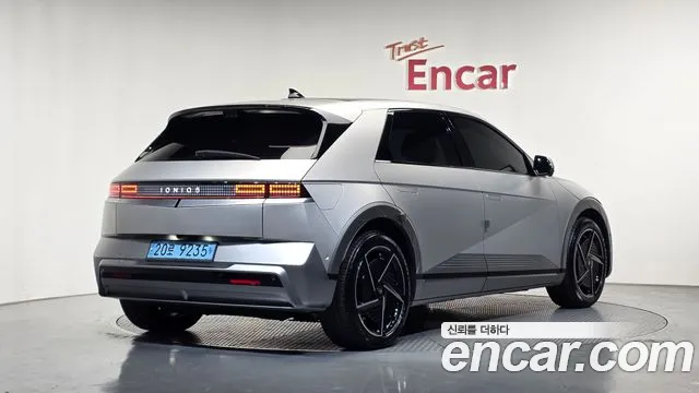 Hyundai Ioniq 5 — Фото автомобиля 2