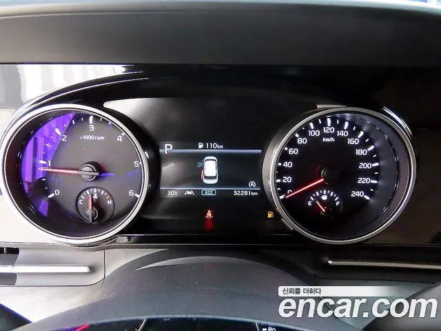 Kia Canival Carnival 4 поколение Дизель 9 мест Noblesse — Фото автомобиля 10