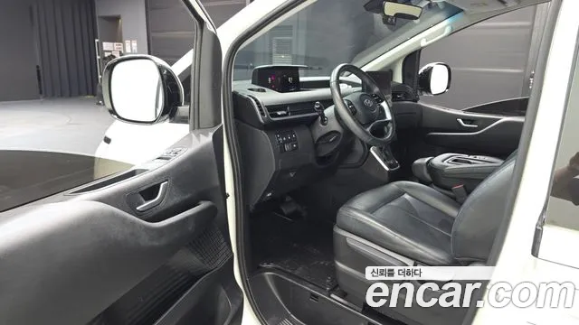 Hyundai Staria — Фото автомобиля 10