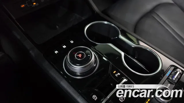 Kia K5 — Фото автомобиля 9