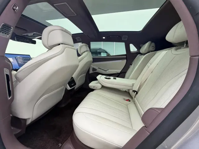 Denza Z9GT — Фото автомобиля 7
