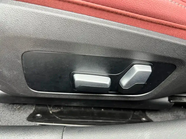 BMW 3 Series — Фото автомобиля 11