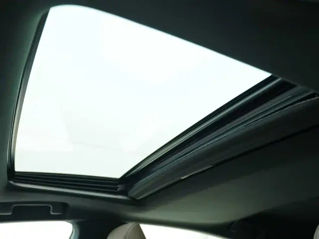 Lexus ES — Фото автомобиля 12