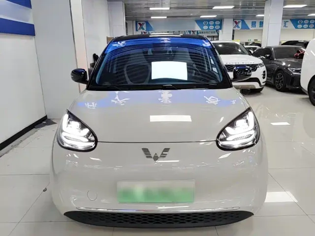 Wuling Bingo — Фото автомобиля 2