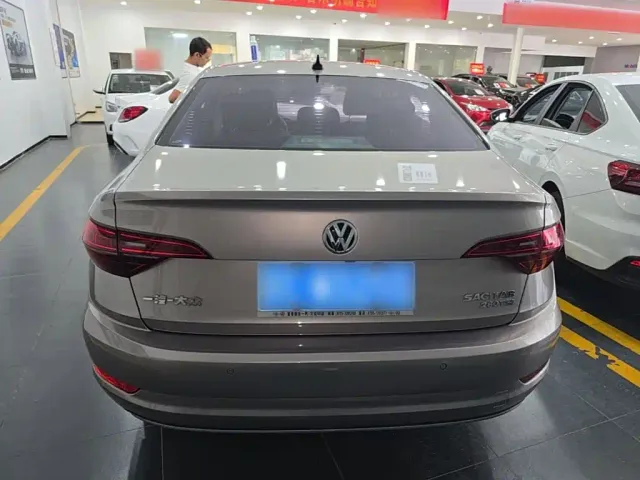 Volkswagen Sagitar — Фото автомобиля 5