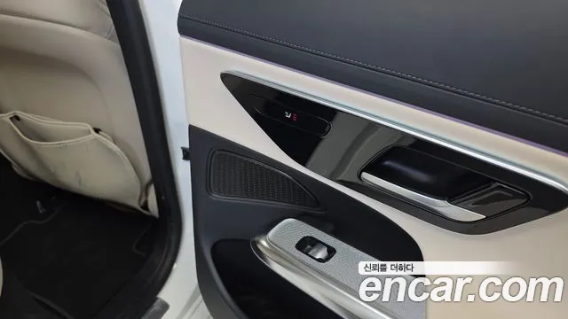 Mercedes-Benz E-Class W214 — Фото автомобиля 25