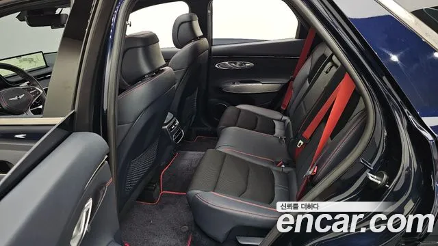 Genesis GV70 3.5T Бензин AWD — Фото автомобиля 27