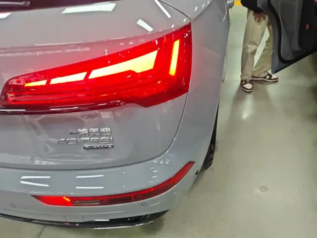 Audi Q5L — Фото автомобиля 7