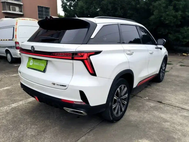 Changan CS75 Plus — Фото автомобиля 6