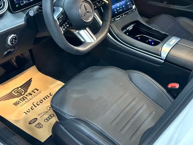 Mercedes-Benz C-Class — Фото автомобиля 25